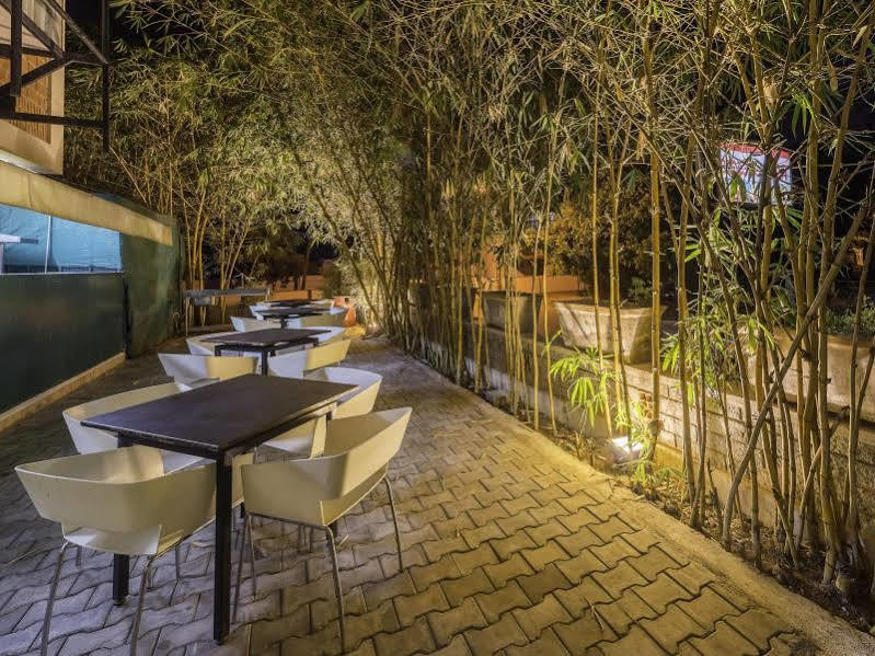 Treebo Trend Spektrum Suites マイソール エクステリア 写真